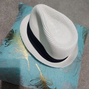 Straw hat for the beach ⛱️ 😎